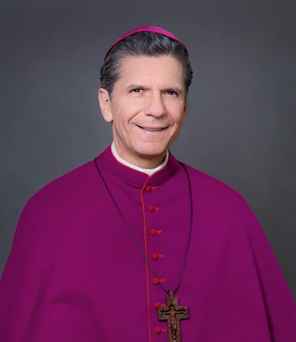Arzobispo Gustavo García-Siller, MSpS